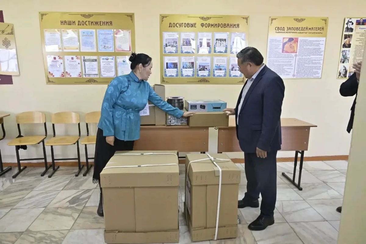 Владислав Ховалыг: Нахожусь с рабочей поездкой в Каа-Хемском районе Владислав Ховалыг: Нахожусь с рабочей поездкой в Каа-Хемском районе