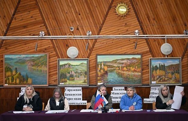 С 18 по 20 сентября в Сибири, как и по всей стране, прошли выборы депутатов Госдумы девятого созыва, а также региональные и муниципальные кампании С 18 по 20 сентября в Сибири, как и по всей стране, прошли выборы депутатов Госдумы девятого созыва, а также региональные и муниципальные кампании