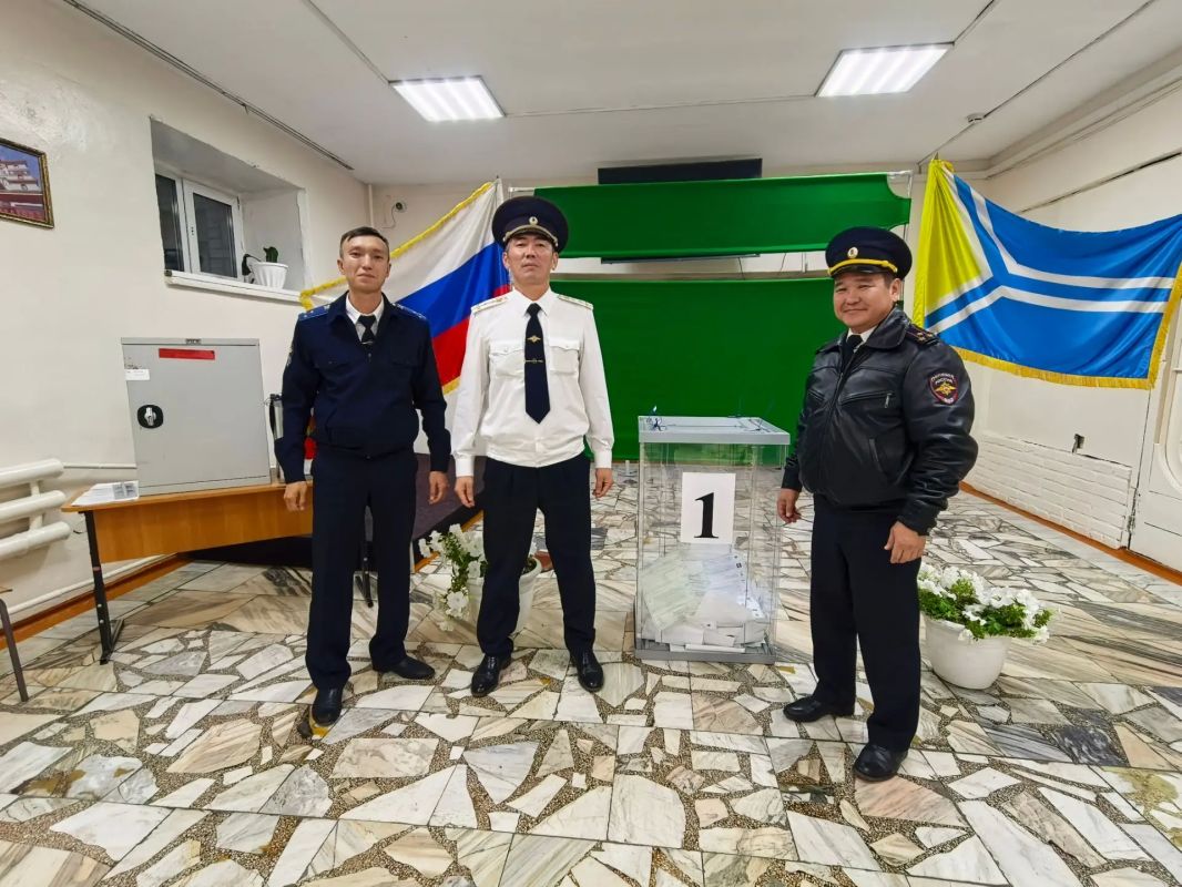 В Республике Тыва сотрудники полиции обеспечили правопорядок в период выборов
