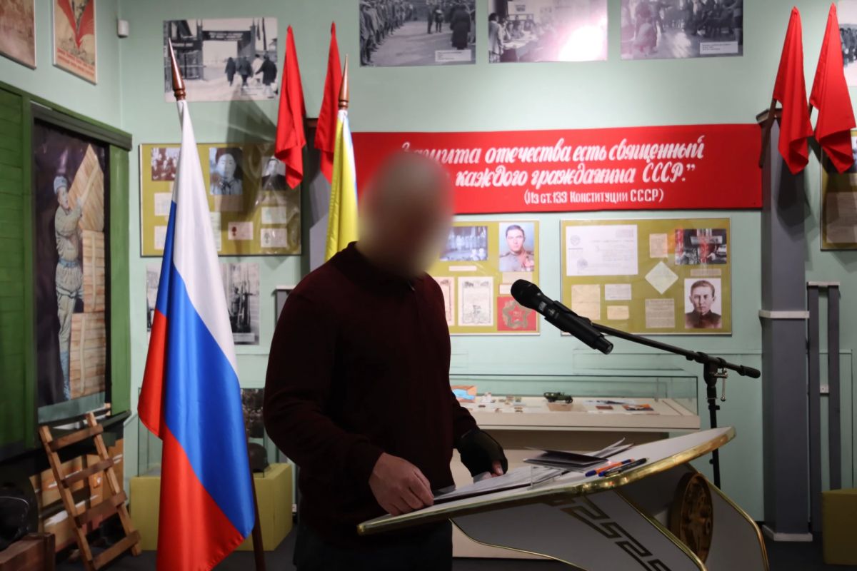В Туве военнослужащий принес Присягу гражданина Российской Федерации В Туве военнослужащий принес Присягу гражданина Российской Федерации