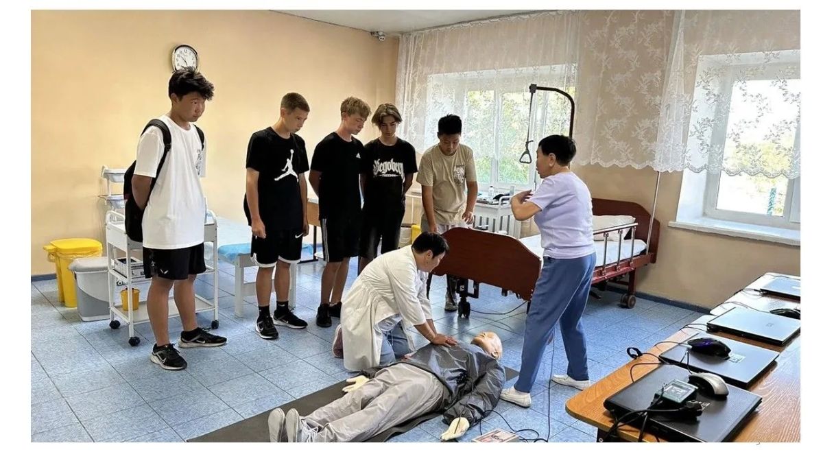 Республиканский медицинский колледж вошел в число 48 финалистов Всероссийского конкурса лучших практик, представив проект "Мама, папа и я - счастливая семья" Республиканский медицинский колледж вошел в число 48 финалистов Всероссийского конкурса лучших практик, представив проект "Мама, папа и я - счастливая семья"