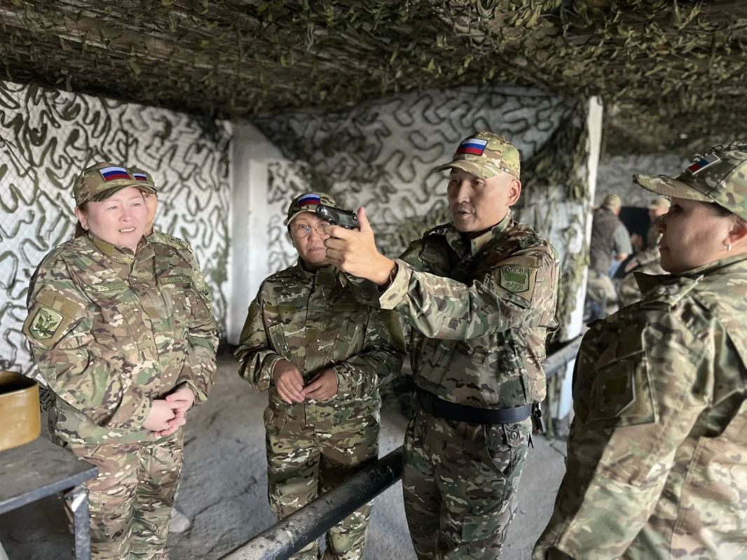 Руководитель и руководящий состав УФССП России по Республике Тыва сдали комплексный зачёт Руководитель и руководящий состав УФССП России по Республике Тыва сдали комплексный зачёт
