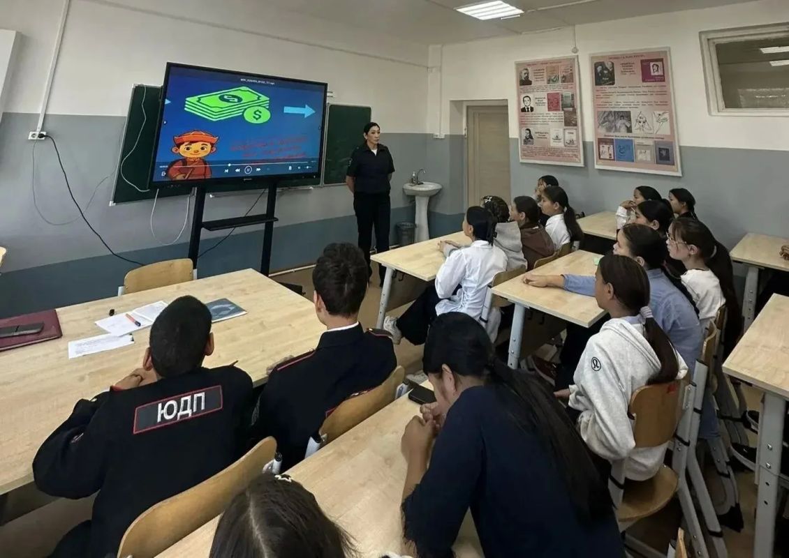 Инспекторы ПДН провели «Неделю правовых знаний» в школах республики Инспекторы ПДН провели «Неделю правовых знаний» в школах республики