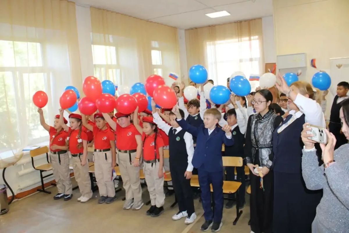 Одна страна, одна семья, одна Россия! Одна страна, одна семья, одна Россия!