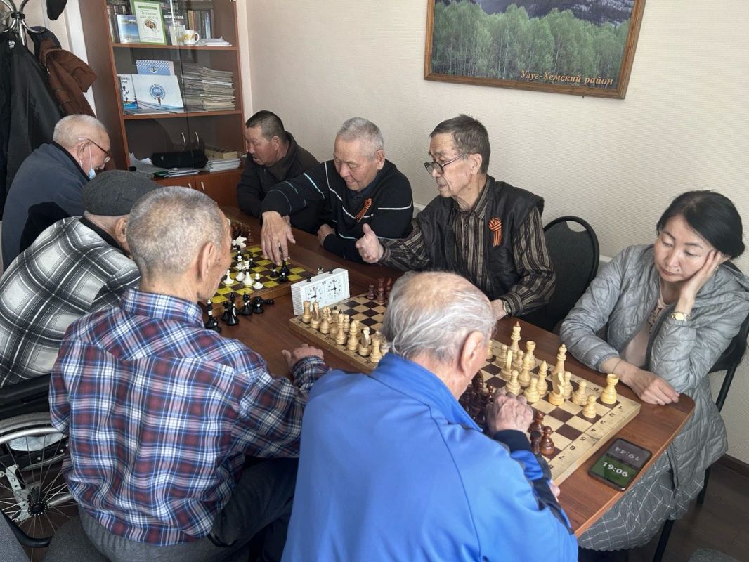 В Туве Центры общения стали местами притяжения людей старшего возраста В Туве Центры общения стали местами притяжения людей старшего возраста