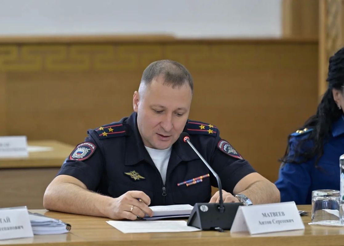 Владислав Ховалыг: На аппаратном совещании подвели итоги работы правоохранительных органов за 9 месяцев Владислав Ховалыг: На аппаратном совещании подвели итоги работы правоохранительных органов за 9 месяцев