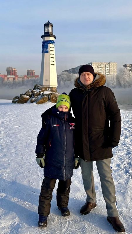 «Мой папа»: дети рассказывают о своих отцах «Мой папа»: дети рассказывают о своих отцах