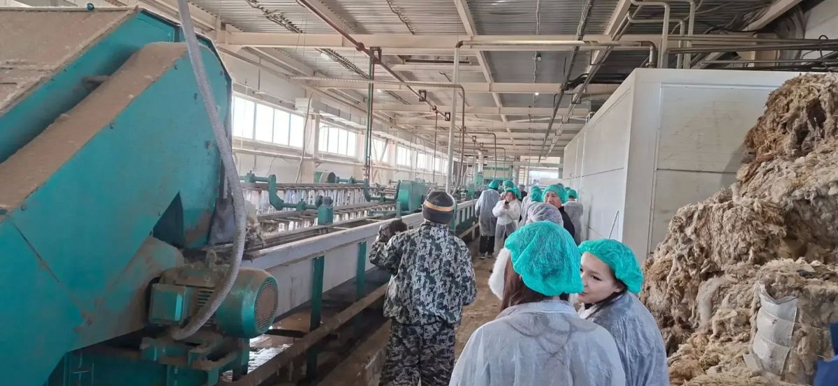 Школьники из Балгазына увидели реальное производство: профориентационная экскурсия по предприятиям Тувы Школьники из Балгазына увидели реальное производство: профориентационная экскурсия по предприятиям Тувы