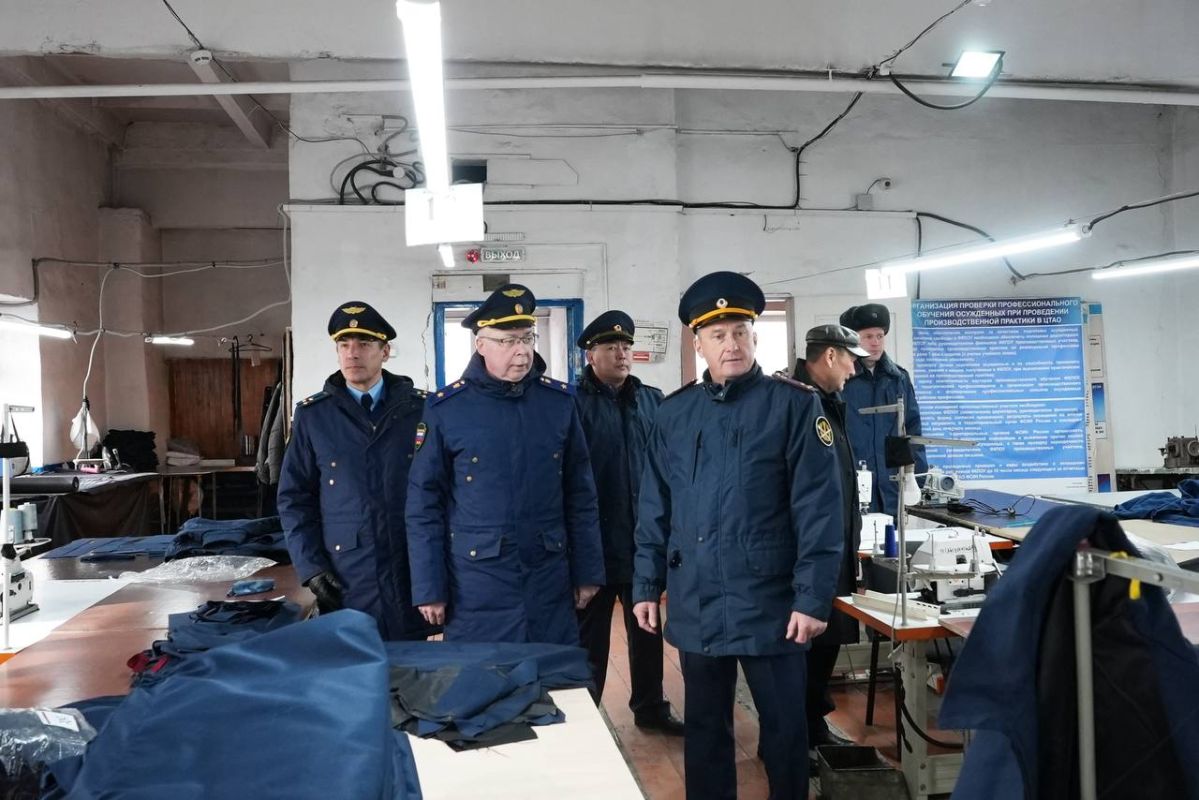 Прокурор республики Ботвинкин Евгений Борисович проверил состояние законности в ФКУ ИК-1 УФСИН России по Республике Тыва Прокурор республики Ботвинкин Евгений Борисович проверил состояние законности в ФКУ ИК-1 УФСИН России по Республике Тыва